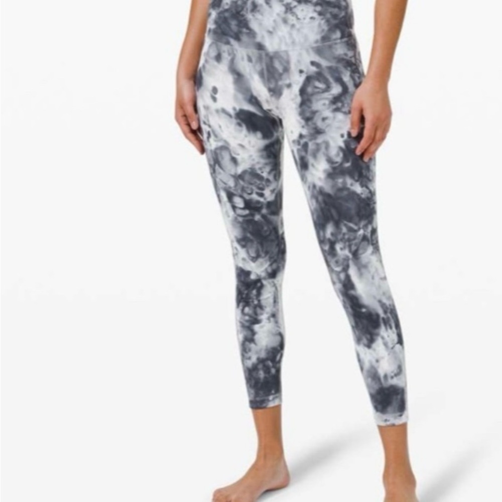 Lululemon Wunder Under High-Rise Crop 21” – Lux Marble Dye – Size 20 Like New - Picture 2 of 8